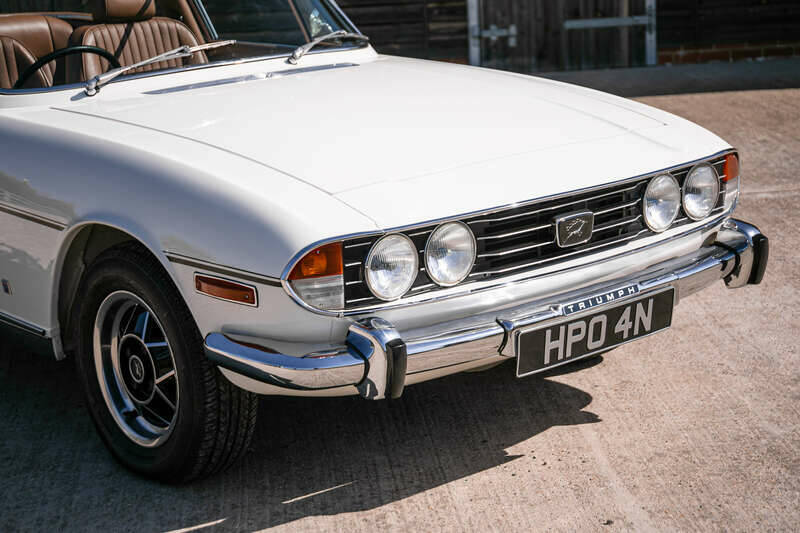 Image 8/47 of Triumph Stag (1975)