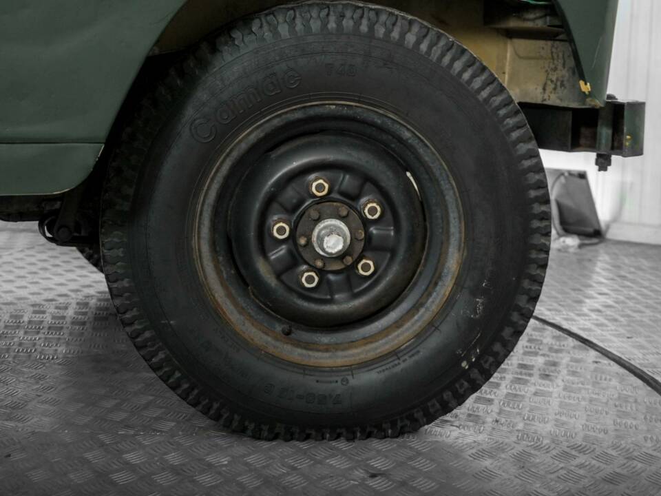 Image 41/50 of Land Rover 109 (1978)