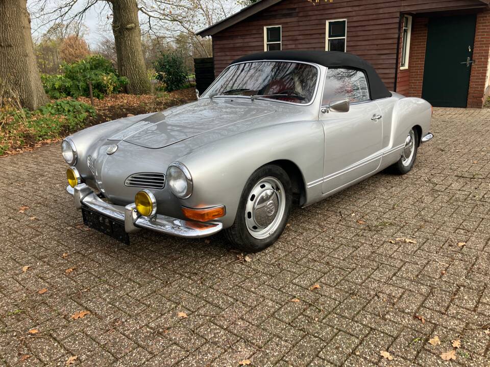 Image 2/21 of Volkswagen Karmann Ghia 1600 (1971)