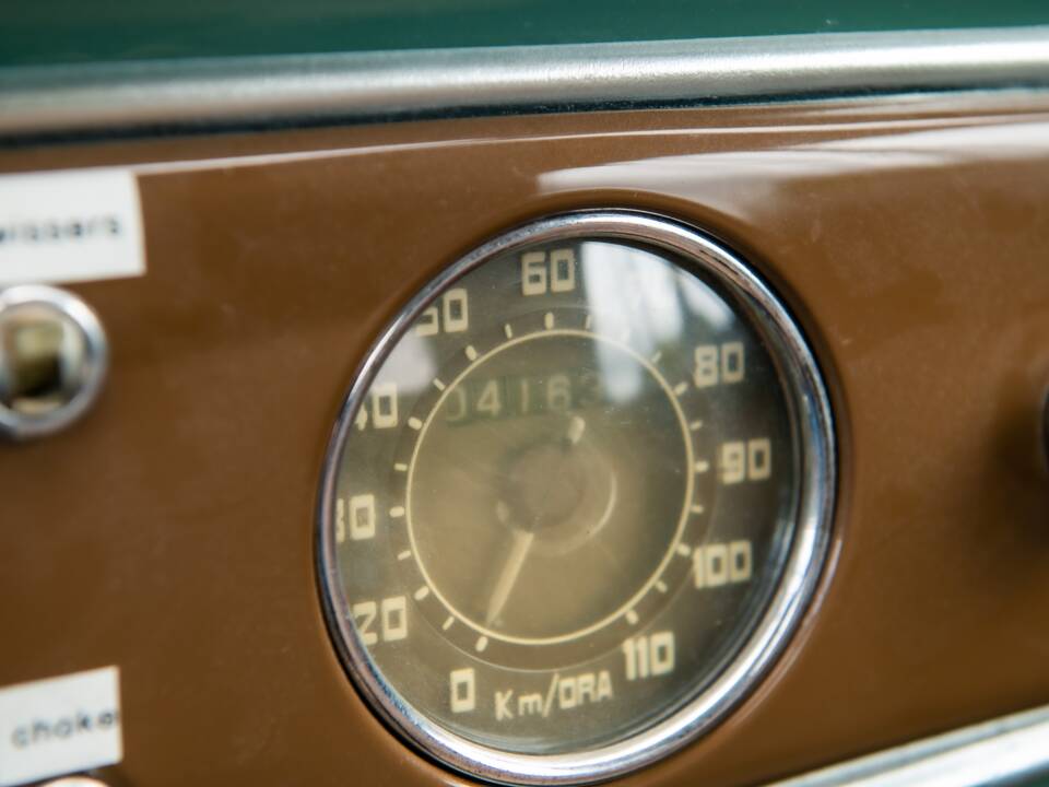 Image 24/36 of FIAT 500 C Topolino (1950)