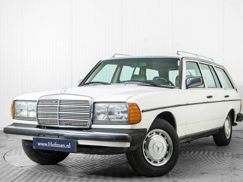 Bild 3/50 von Mercedes-Benz 300 D (1983)