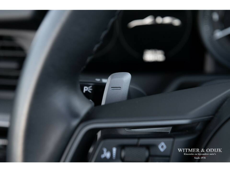Image 17/44 of Porsche 911 Carrera (2020)