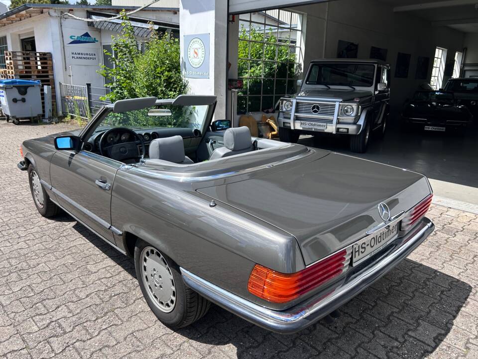 Image 26/37 of Mercedes-Benz 560 SL (1986)