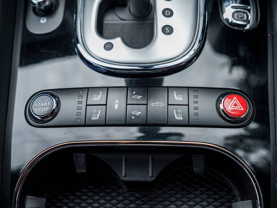 Image 19/27 of Bentley Continental GT V8 S (2014)