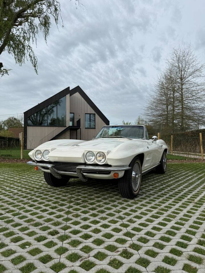 Imagen 36/38 de Chevrolet Corvette Sting Ray Convertible (1964)