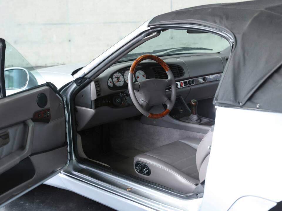 Immagine 18/43 di Porsche 968 (1992)