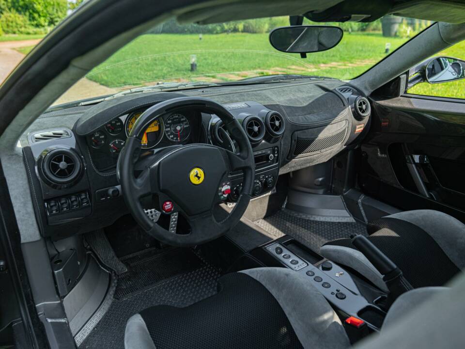 Image 41/50 of Ferrari 430 Scuderia (2008)