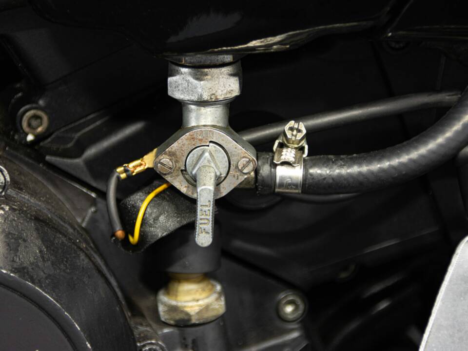 Bild 48/50 von Cagiva E900 Elefant (1993)