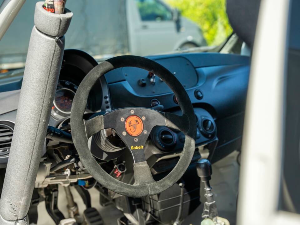 Bild 19/31 von Abarth 695 Assetto Corse Evoluzione (2013)