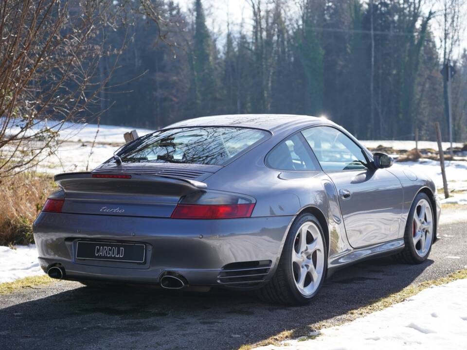 Immagine 16/18 di Porsche 911 Turbo (2001)