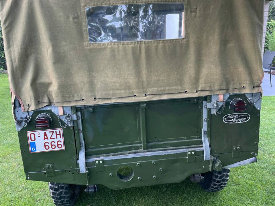 Image 7/8 of Land Rover 80 (1952)