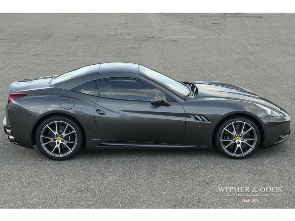 Obraz 10/39 pojazdu Ferrari California (2009)