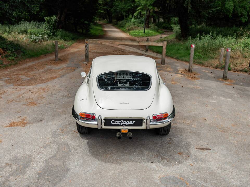 Image 6/50 de Jaguar Type E 3.8 (1963)