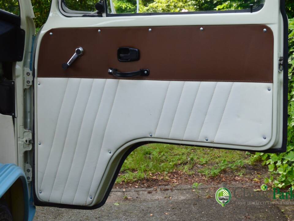 Bild 10/50 von Volkswagen T2b Camper (1976)