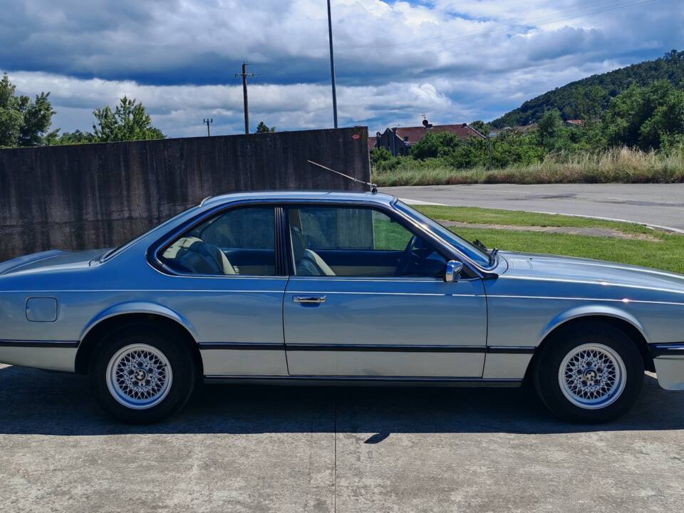 Image 4/50 of BMW 635 CSi (1981)
