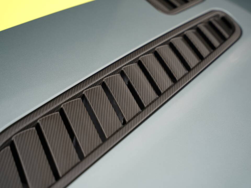 Bild 36/50 von Aston Martin V12 Vantage AMR (2017)