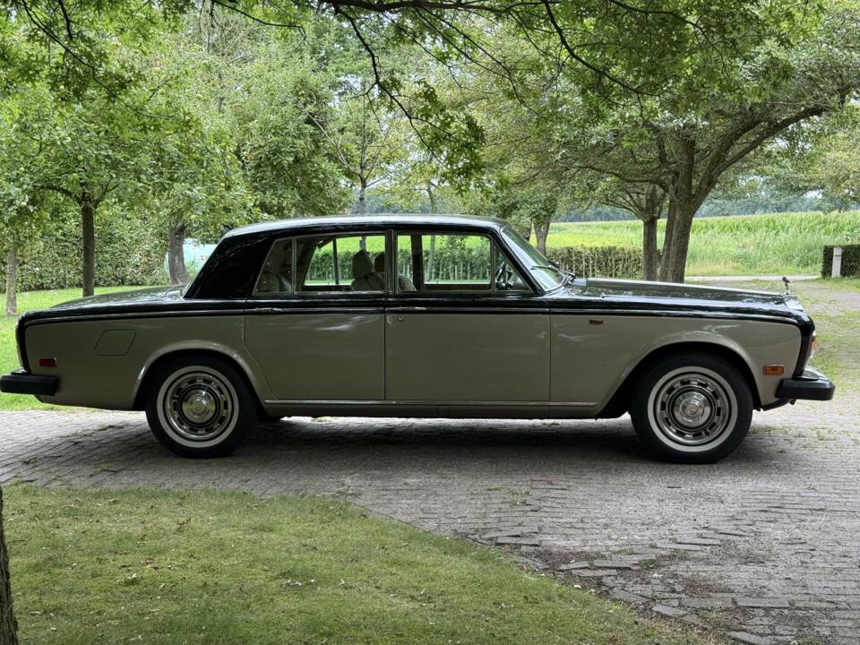 Bild 4/17 von Rolls-Royce Silver Shadow II (1976)
