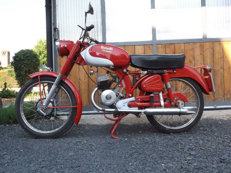 Image 28/50 of Benelli Leoncino 2T (1959)