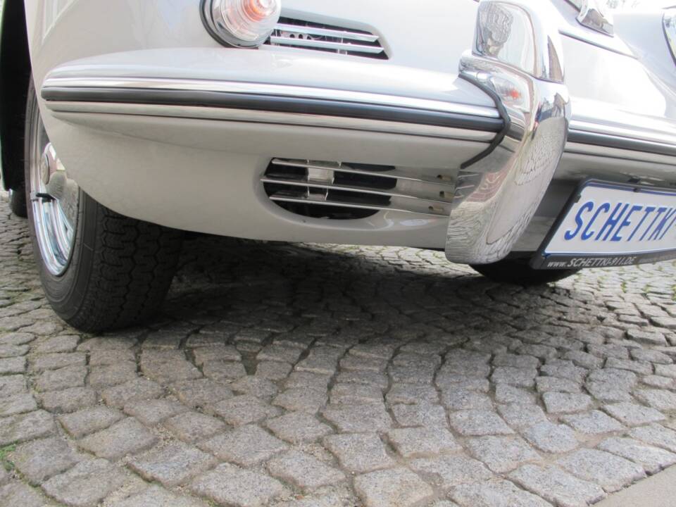 Image 37/100 of Porsche 356 B 1600 Super (1961)