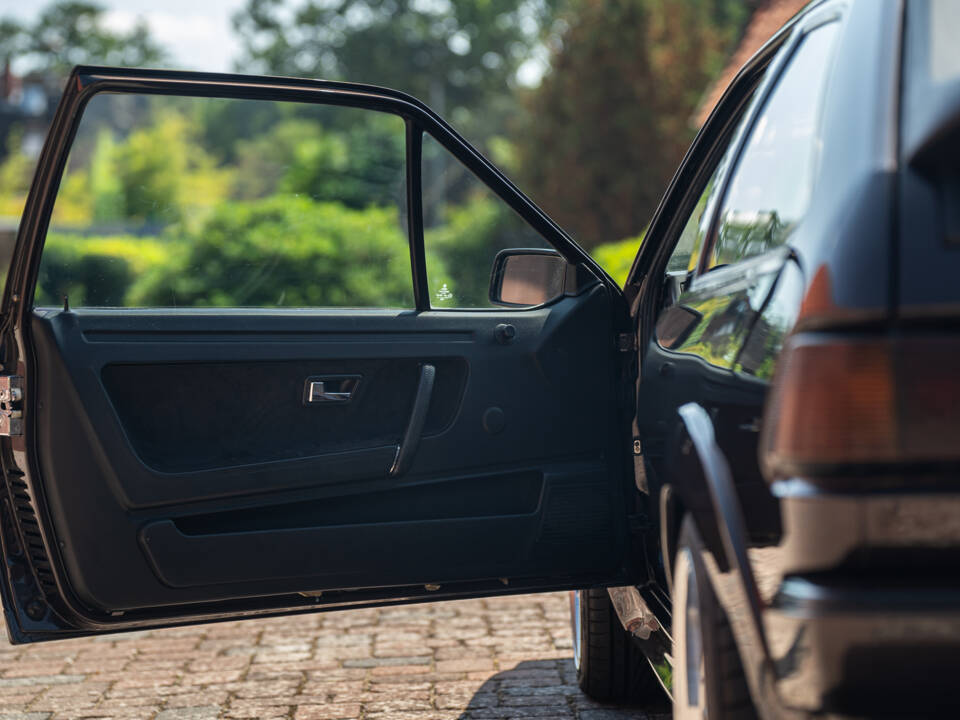 Image 25/46 of Volkswagen Scirocco II 1.8 (1983)