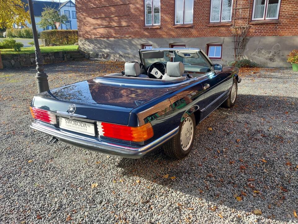 Imagen 4/15 de Mercedes-Benz 300 SL (1987)