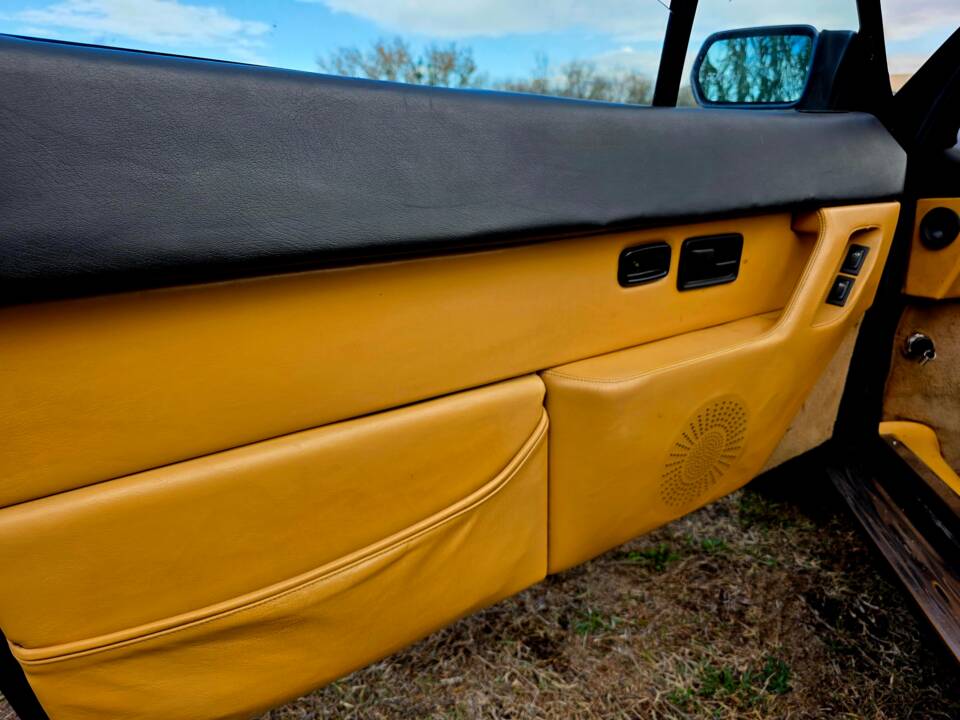 Bild 18/25 von Ferrari Mondial T (1989)