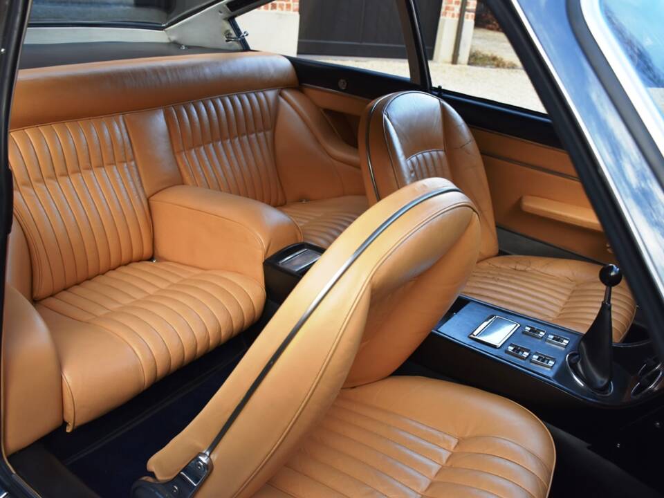 Bild 24/43 von Ferrari 365 GT 2+2 (1970)