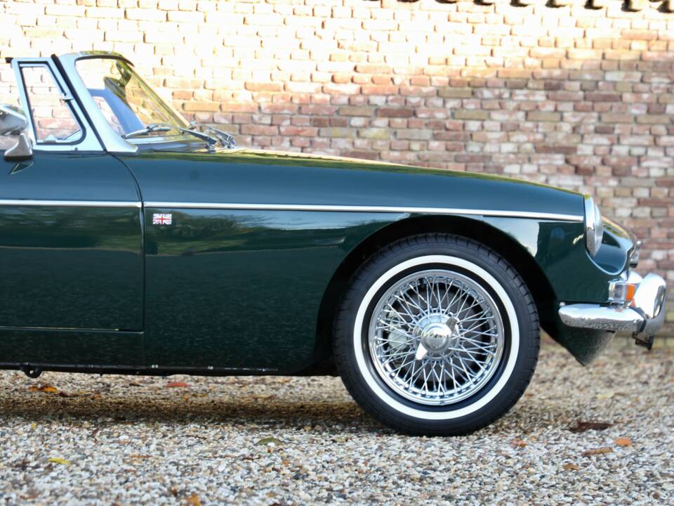 Image 49/50 of MG MGB (1974)