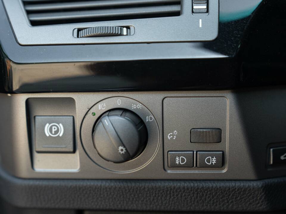 Image 50/50 of BMW 750iL (2001)