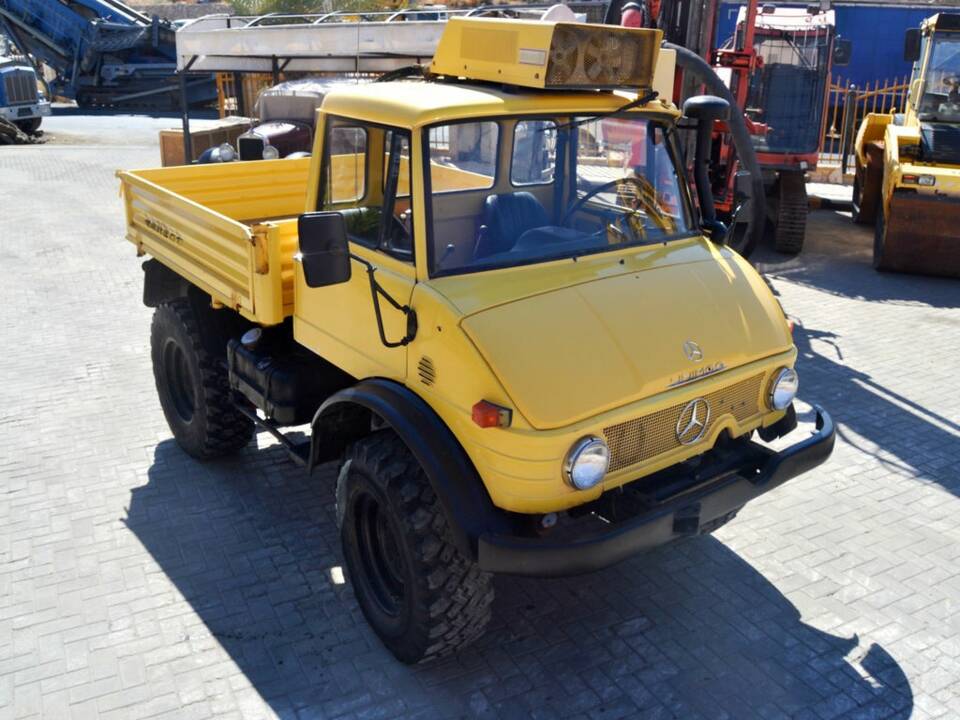 Bild 1/8 von Mercedes-Benz Unimog 406 (1975)
