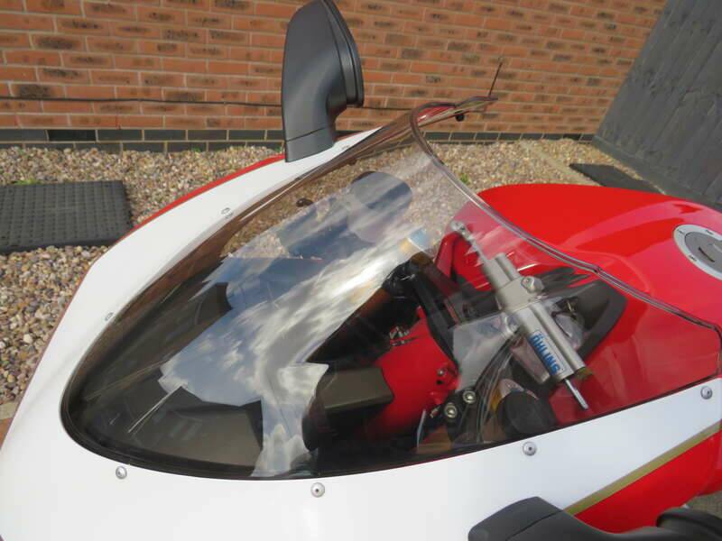 Bild 9/46 von Ducati 1098 R (2008)