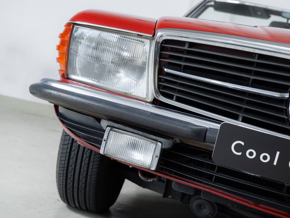 Image 26/38 of Mercedes-Benz 350 SL (1973)