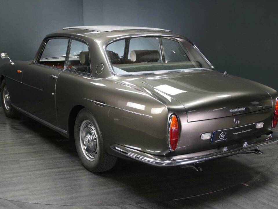 Image 6/50 de Bristol 411 Mk. I (1970)