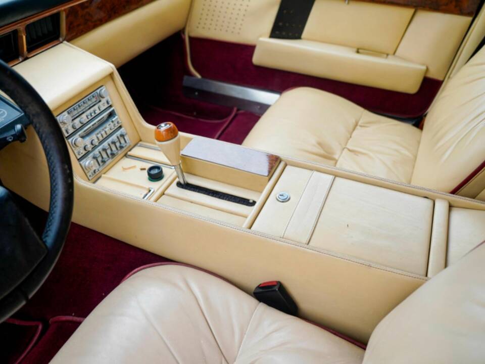Image 10/28 of Aston Martin Lagonda (1982)