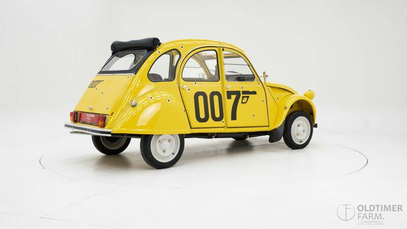 Image 2/15 of Citroën 2 CV 6 (1980)