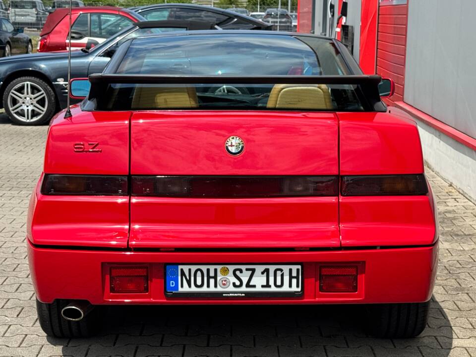 Afbeelding 7/21 van Alfa Romeo SZ (1991)