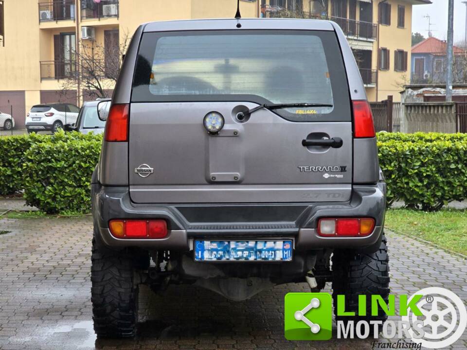 Immagine 2/10 di Nissan Patrol GR 2.8 TD (1999)