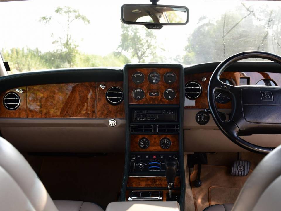 Imagen 33/50 de Bentley Continental R (1996)