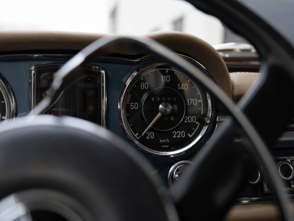 Immagine 63/93 di Mercedes-Benz 230 SL (1965)