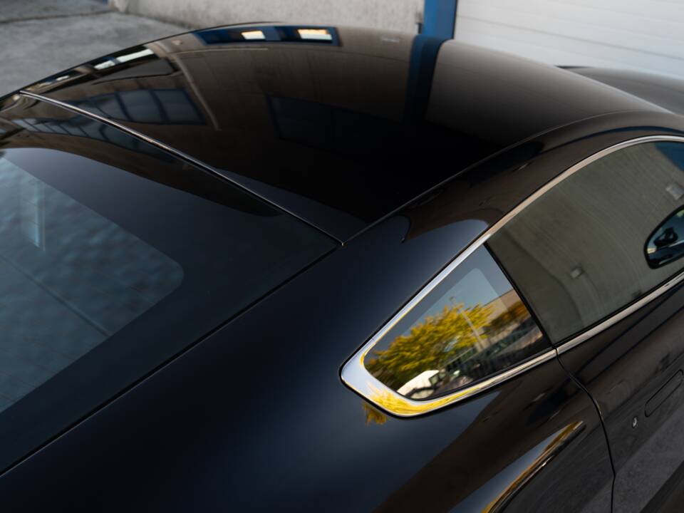 Image 28/83 de Aston Martin V12 Vantage (2009)