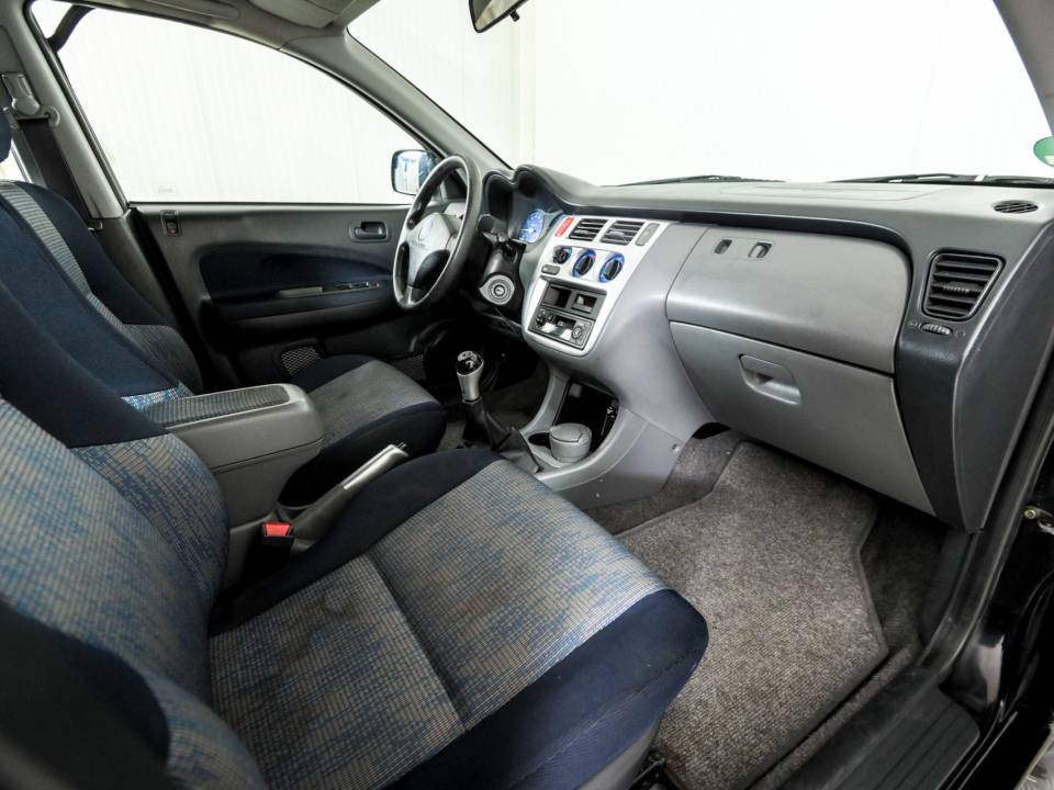 Bild 10/50 von Honda HR-V 1.6i 2WD (2001)