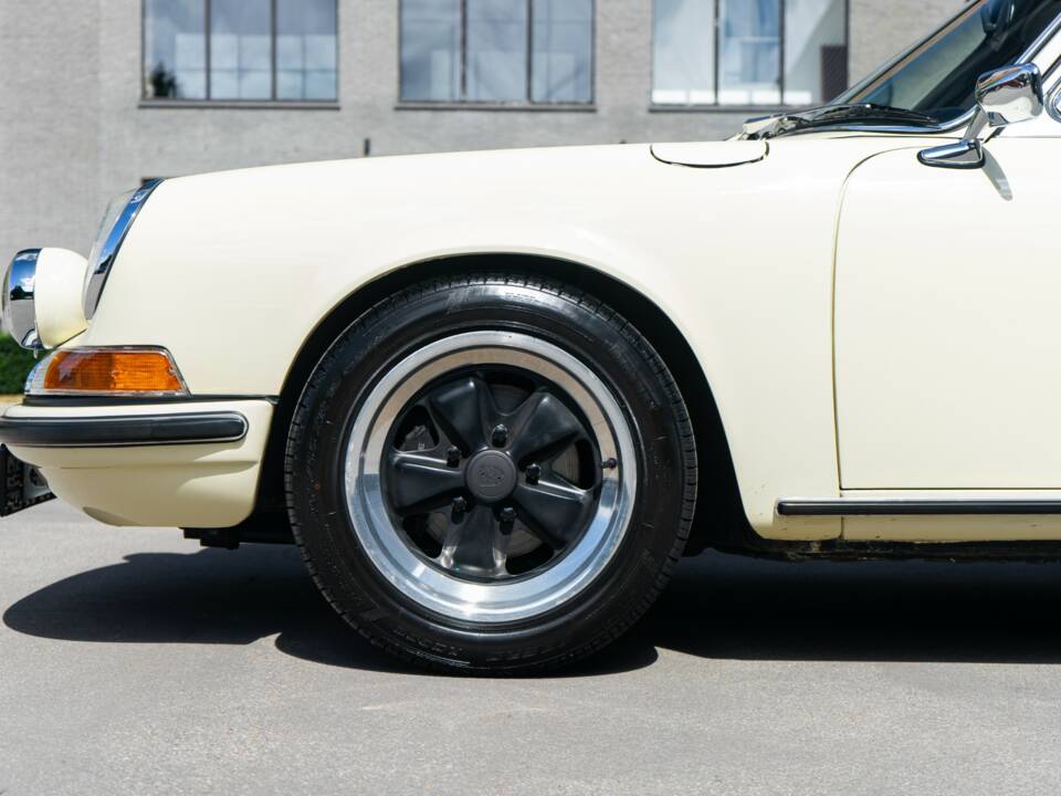 Imagen 5/41 de Porsche 911 Carrera 2.7 (1975)