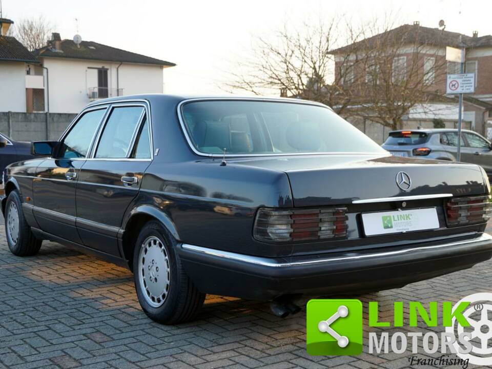 Image 6/10 of Mercedes-Benz 420 SE (1988)