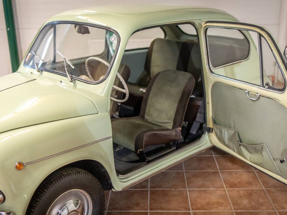 Afbeelding 5/20 van Steyr-Puch 600 D (1960)