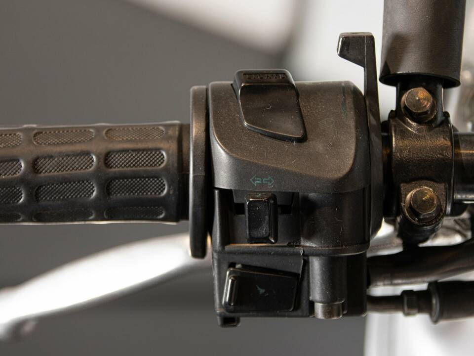 Imagen 44/50 de Aprilia Pegaso 650 (1999)