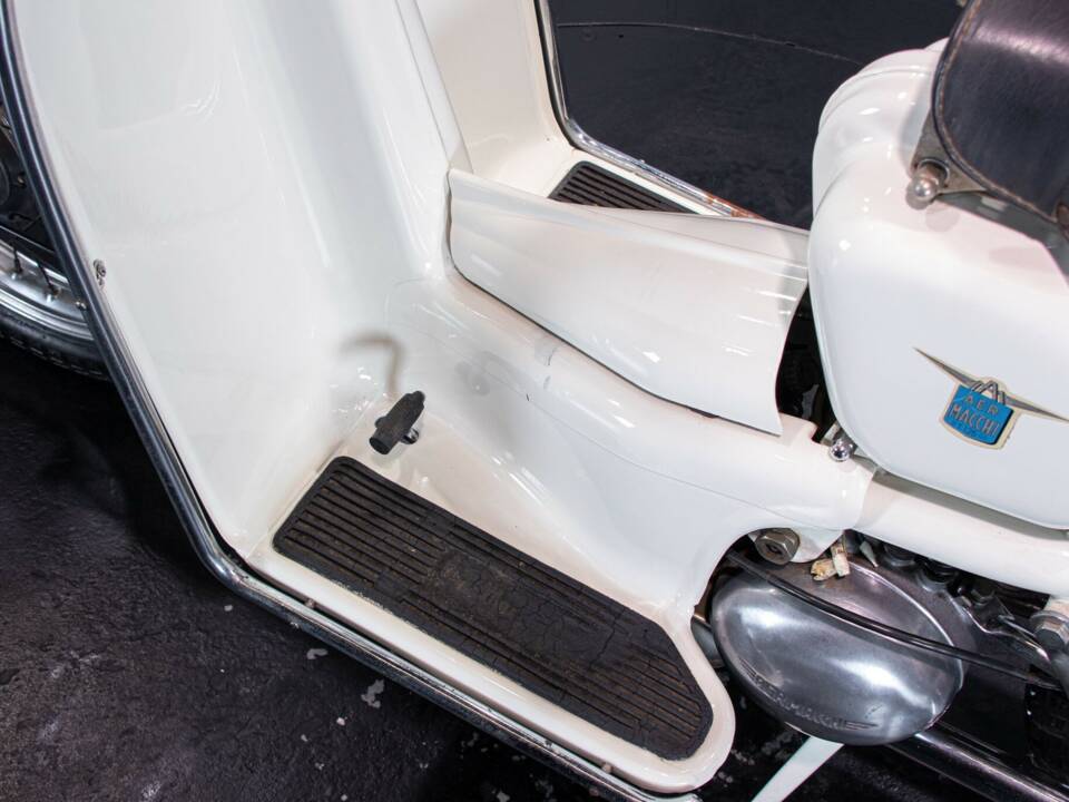 Image 45/50 of Aermacchi Zeffiro 125 (1956)