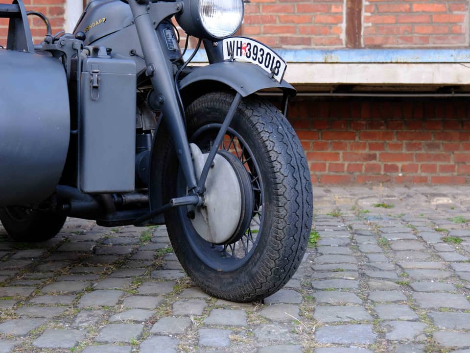 Image 17/92 of Zündapp KS 750 (1943)