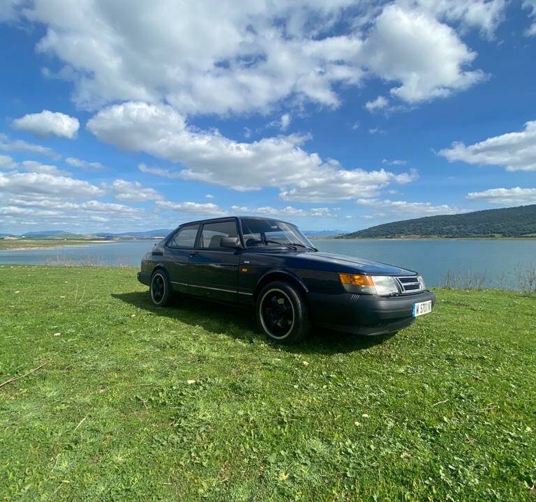 Image 45/50 of Saab 900 (1992)