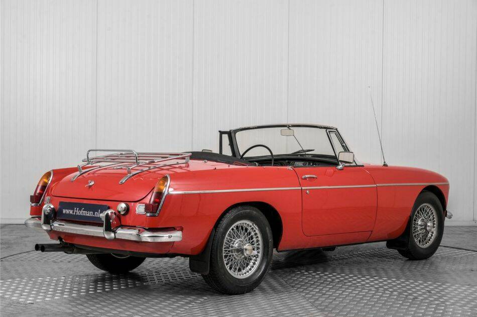 Imagen 68/82 de MG MGB (1967)