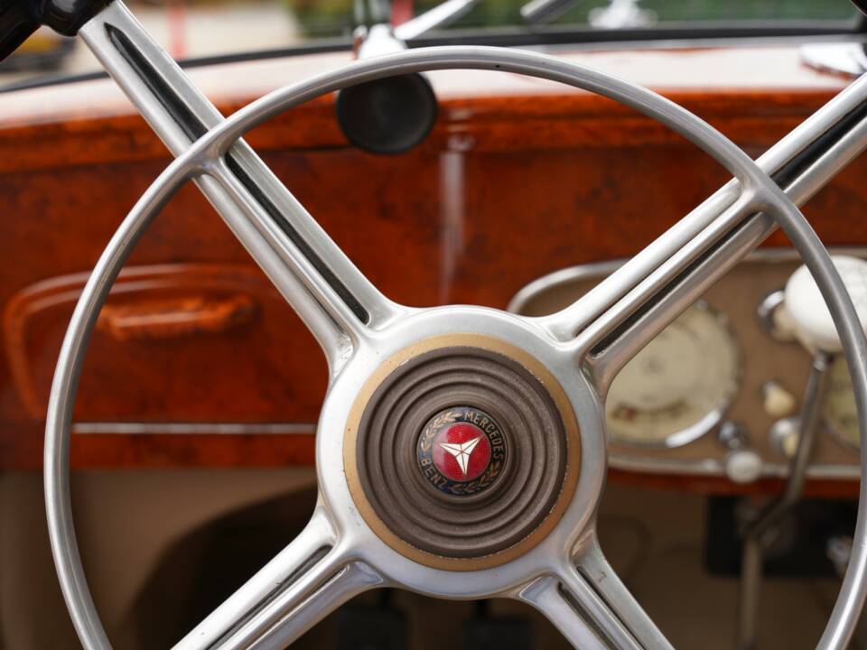 Imagen 43/50 de Mercedes-Benz 320 Cabriolet B (1939)